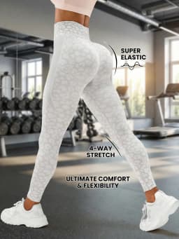 Women High Waist High Elasticity Seamless Sports Leggings With Jacquard Leopard Print Yoga Women Pants All Seasons Sports Pants
