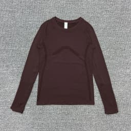 Women's Slim Fit Long Sleeve Yoga Sports Top Breathable Stretch Seamless Pilates Training T-Shirt Fitness Running Shirt T-shirt