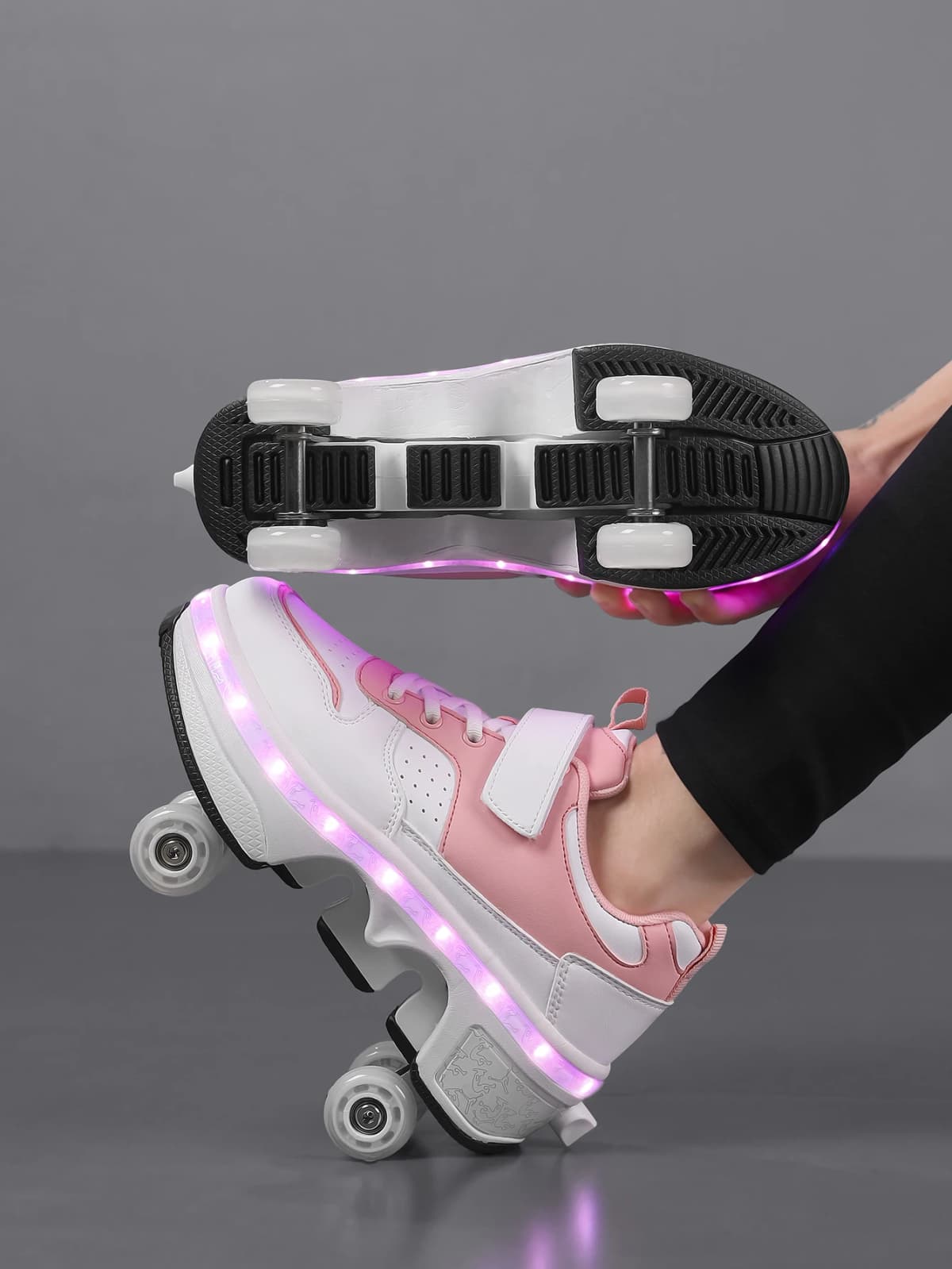 Popular Fashion Upgraded Four Wheel Children's Roller Skating Shoes, One Click Invisible LED Light Skating Shoes