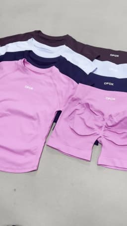 DFDK Women Seamless 2Pcs Sports Set Short Sleeve Yoga Outfit High Elastic Quick Dry Running Shorts Ladies Gym Fitness Training
