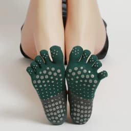 Women Breathable Yoga Socks Silicone Non Slip Five Finger Pilates Socks Cotton Backless Ladies Fitness Dance Ballet Sports Socks