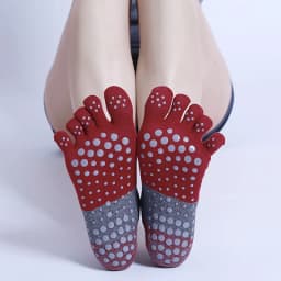 Women Breathable Yoga Socks Silicone Non Slip Five Finger Pilates Socks Cotton Backless Ladies Fitness Dance Ballet Sports Socks