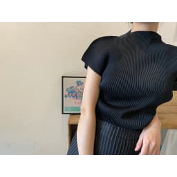 Miyake Pleated Half High Neck Profile Black T-shirts Women 2026 Summer Korean Fashion Causal Tops Designer Aesthetic Clothing