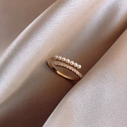 Light Luxury Micro Rhinestone Rings Woman Gold-color Elegant Simulated Pearl Open Ring Party Wedding Stackable Ring Jewelry A-