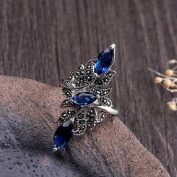 2025 Delicate Blue Rhinestones Zircon Rings for Women AccessoriesStatement Jewelry High Quality Fashion Wedding Band Bridal Gift