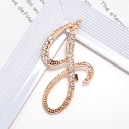 Women Luxury Letter Brooch Pins In Gold Color Rhinestones Crystal English Alphabet Metal Pins Cute Jewelry Accessories Gift