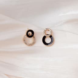 New Irregular Mussel Stud Earrings Women Unique Personality Small Flower Leaf Pearl Heart Earrings Wedding Jewelry Birthday Gift