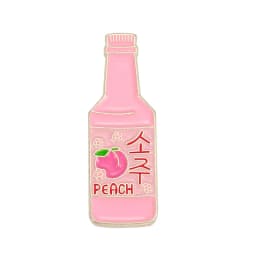 Soju Enamel Pin Korea Wine Brooch Badge Cartoon Peach Fresh Bottle Pink Green Lapel Sweater Hat Jewelry Custom Gift Wholesale