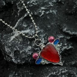 Anime JoJos Bizarre Adventure Necklace Red Stone of Aja Necklace Pendant Joseph Joestar Cosplay Accessories