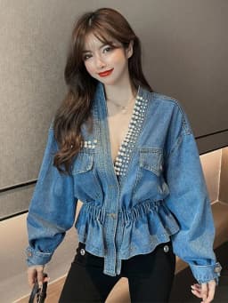Fall 2026 New Retro Denim Jacket Coat Female Temperament V-neck Single-breasted Beaded Waist Slim Jacket Top KK1333