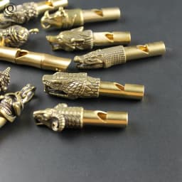 Pure Brass Outdoor Skull Whistle Keyring Hanging Jewelry Copper Training High Pitch Whistles Pendants Gifts Key Chain Ring DIY