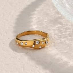 E.B.belle Stainless Steel Irregular Snake Shape Crystal Ring Gold Plated Tarnish Free Jewelry Laides Elegant Ring