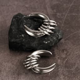 Twolobes 2PCS 316 Stainless Steel Ear Saddles with Loops Expander Piercing Women Men Body Jewelry Tunnels Stretcher