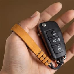 Genuine Leather Handmade Lanyard Car Keychain Pendant Creative Personalized Wear-resistant Cowhide Key Loop For Men Gift