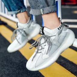 Summer oversized mesh coconut shoes for men lightweight and comfortable large foot sports shoes student popcorn running shoes 46