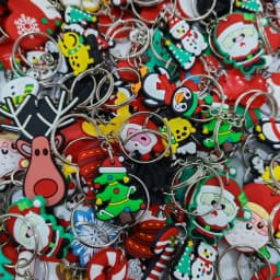 30/45Pcs (Mix) Random Style Christmas Gifts Keyring Ornament Purse Bag Accessories Keychain For Party Gift