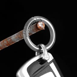 Colorful Titanium Car Key Chain Men Women Luxury Keychain Lightweight EDC Jewelry for Key Ring Holder Buckle Male Gift Wholesale