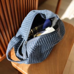 Classic striped large capacity portable cosmetic bag cotton linen fabric dark zipper skin care travel portable storage bag
