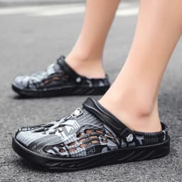 Plus Size 48 49 Men Non-slip Beach Sandals Outdoor Home Clogs Water Shoes Breathable Lightweight Men Hole Slippers Wholesale