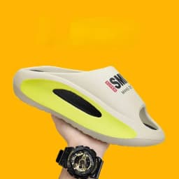 High quality new Slippers Men Women Eva Soft Bottom Slippers Thick Bottom Comfortable Shock-absorbing Lightweight Beach Shoes