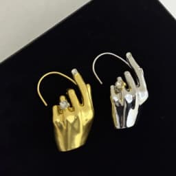 1PC Fashion Exaggertaed Metal Hand Left Earcuff Dangle Earrings for Women Statement Jewelry Accessory for Party And Show
