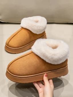 High Quality of Women's Fashion Snow Boots Fluffy Plush Faux Fur Soft Slippers Winter Indoor Comfortable Home Men's Shoes
