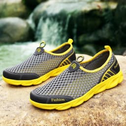 Men Sandals Quick-Drying Hiking Wading Shoes Outdoor Non-Slip Sneakers Breathable Men Aqua Shoes Summer Water Shoes Couple Flats