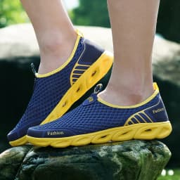 Men Sandals Quick-Drying Hiking Wading Shoes Outdoor Non-Slip Sneakers Breathable Men Aqua Shoes Summer Water Shoes Couple Flats