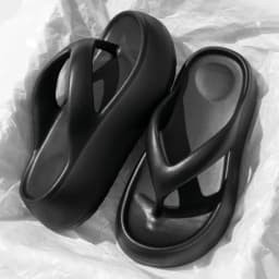 Popular Chunky Platform Clip Toe Sandals 2025 Women New Thick Bottom Slip On Silppers EVA Anti-odorant Sandalias De Mujer 5cm