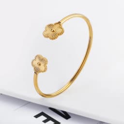 Women's New Design High-Quality Metal Plum Blossom Five Leaf Flower Bracelet With Adjustable Opening Stainless Steel Clover