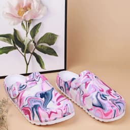 Women‘s Garden Clogs Waterproof Lightweight EVA Nurse Shoes Slip-On Cozy Women House Slippers for All-Day Wear Outdoor Use