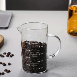 1PC With Lid Versatile Glass Measuring Cup, Precision Scale & Spout, Insulated Handle for Safe Pouring High temperature resistan