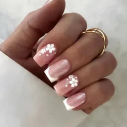 24Pcs Simple Red French Fake Nail Art Set Short Square False Nails with Glue Detachable Nail Tips Love Pattern Press on Nails