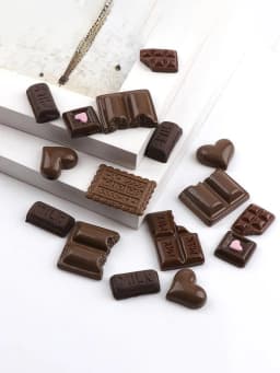 30Pcs Artificial Resin Chocolate Cake Flatback Flat Back Cabochon DIY Dollhouse Food Ornament Miniature for Phone Case Jewelry