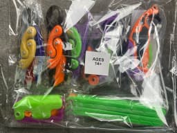 New 3D Printed Gravity Claw Knife Toy Stress Relief Butterfly Fidget Hand Gripper Sensory Toy Folding Claw Knife Radish for Gift
