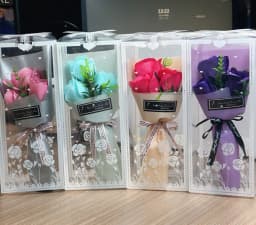 3 Heads Artificial Rose Bouquet Hand Holding Soap Flower Valentine's Day Gift Wedding Decoration Artificial Flowers Anniversary