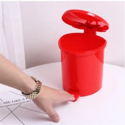 1Pcs Pink Plastic Trash Can Wastebasket Garbage Container Mini Portable Dustbin Strawberry Home Supplies Dustbin