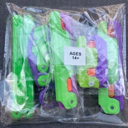 New 3D Printed Gravity Claw Knife Toy Stress Relief Butterfly Fidget Hand Gripper Sensory Toy Folding Claw Knife Radish for Gift