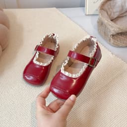 2025 New Children's Flats Simple Lolita Girls Princess Leather Shoes Walking Versatile Sweet Pleated Kids Causal Fashion Shoes