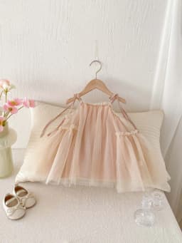 Girls ins strap dress, summer new Korean girls sweet princess dress mesh strap dress, suitable for going out