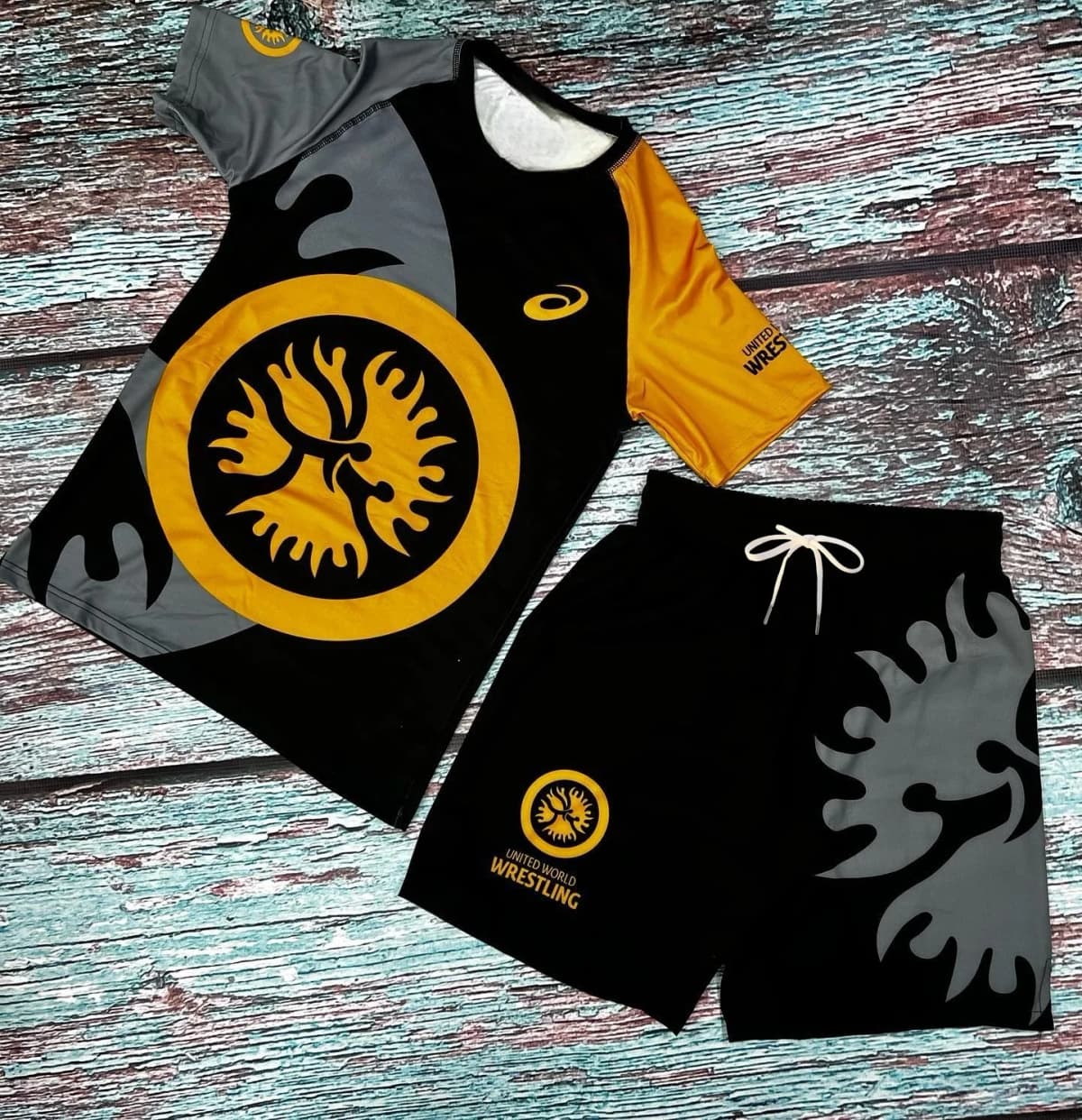 2026 New Men's Kids United World Wrestling Sports Set Black White Quick Drying MMA Training T-shirt & Shorts Combat Suit