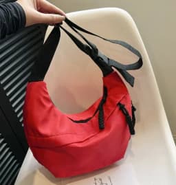 1Pcs/lot New Style Classy Fashion Single Shoulder Bag Large Capacity Commuting Crossbody Bag Thoughtful Gift for Office Workers