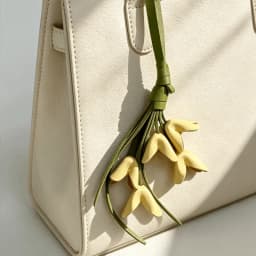Handmade PU Leather Lily of The Valley Keychain Creative Bag Charm, Suitable for Wedding Favors and Blessing Gifts.