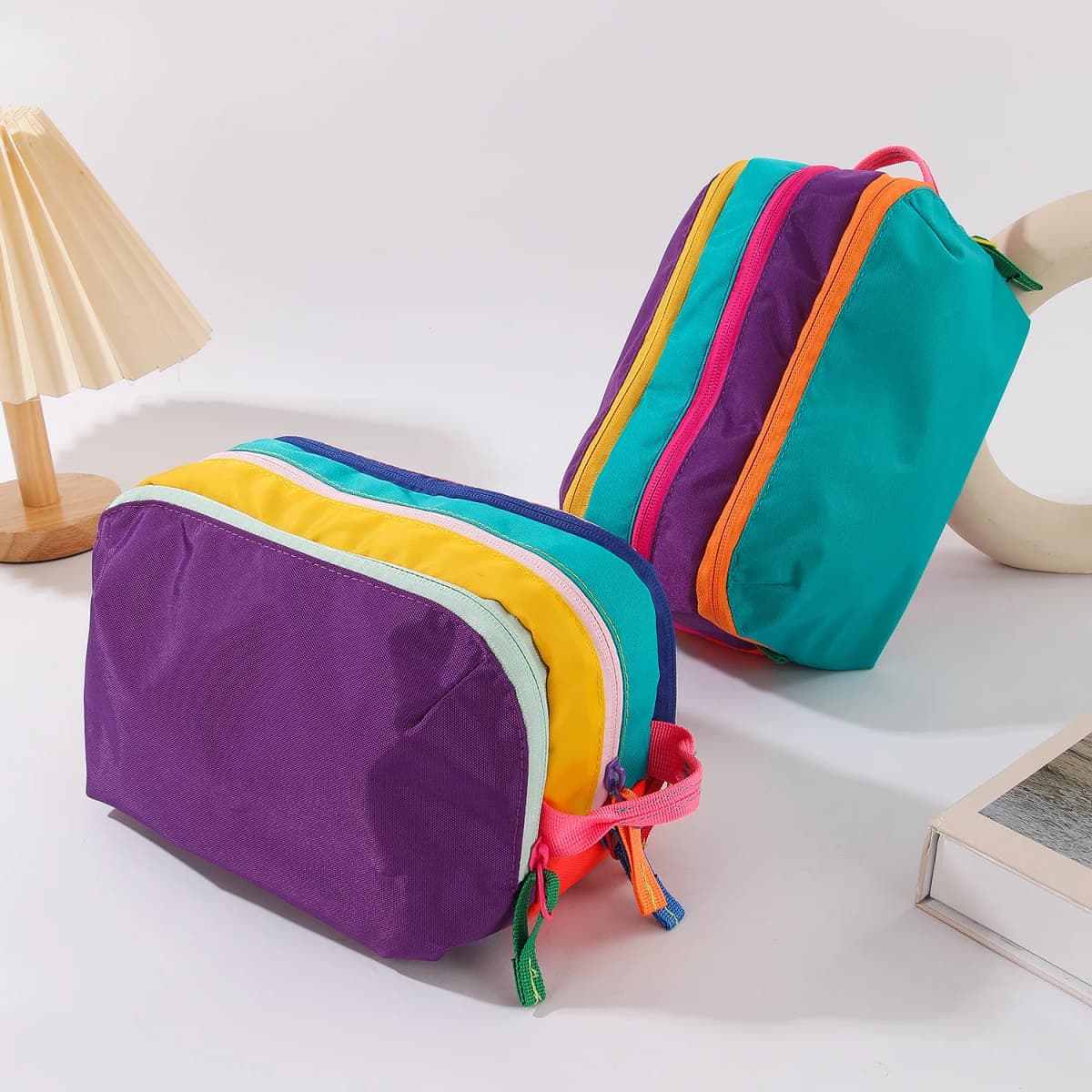Large Capacity Lightweight Makeup Toiletry Travel Bag Dopamine-Colored Travel Shoulder Bag Waterproof Nylon Toiletry Hanging Ba