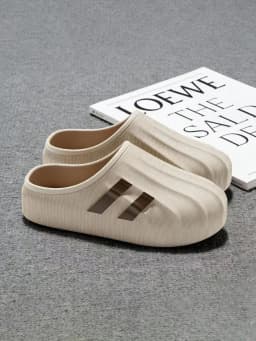 Sandals for Men Summer Men's Closed-Toe Slip-On Clogs Waterproof Soft Thick Sole Indoor Outdoor Dual Use Breathable Casual Shoes