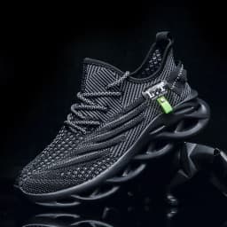 Breathable Men's Running Shoes Fashion Platform Men Casual Shoes Mesh Lightweight Anti-slip Outdoor Sneakers Work Black Tennis