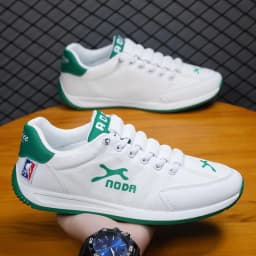 outdoor antislip flat Autumn new men casual shoes fashion breathable versatile sneakers trendy soft sole male board shoe Zapatos