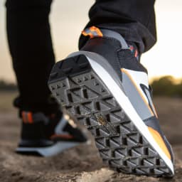 Anti-smash Anti Puncture Functional Shoes Men Safety Shoes Steel Toe Shoes Male Indestructible Mining Boots Work Shoes Sneakers