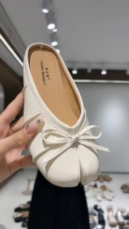 Fashion Butterfly-knot Split Toe Slippers Women Tabi Ninja Ballet Flats Comfortable Walking Loafers Ladies All-match Mules Shoes