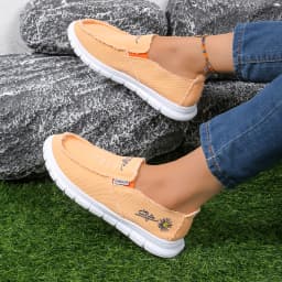 Women's Slip-On Canvas Shoes, Daisy Embroidered Casual Loafers, Comfortable Lightweight Walking Shoes for Daily Wear